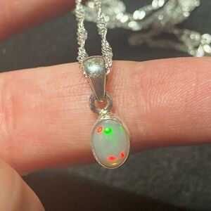 Ethiopian Natural White Fire Opal Gemstone Pendant Necklace 925 Sterling…